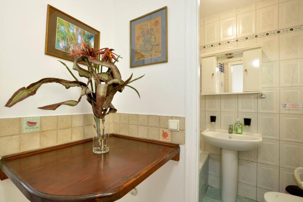Sarantis Gallery Apartment Corfu  Bagian luar foto