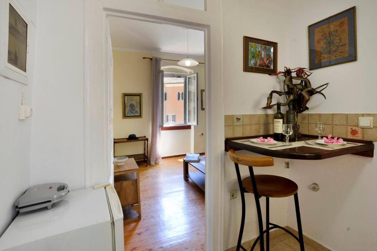 Sarantis Gallery Apartment Corfu  Bagian luar foto